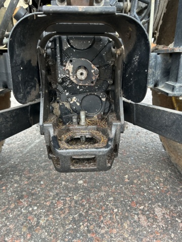 1423600-34 Kompakttraktor John Deere 4720 med frontlastare -2013