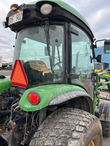 1423600-36 Kompakttraktor John Deere 4720 med frontlastare -2013