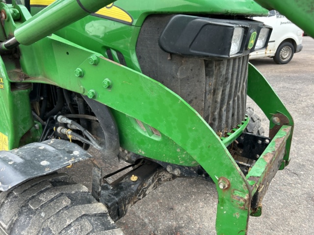 1423600-37 Kompakttraktor John Deere 4720 med frontlastare -2013