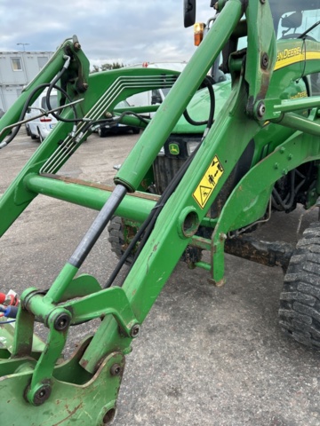 1423600-45 Kompakttraktor John Deere 4720 med frontlastare -2013