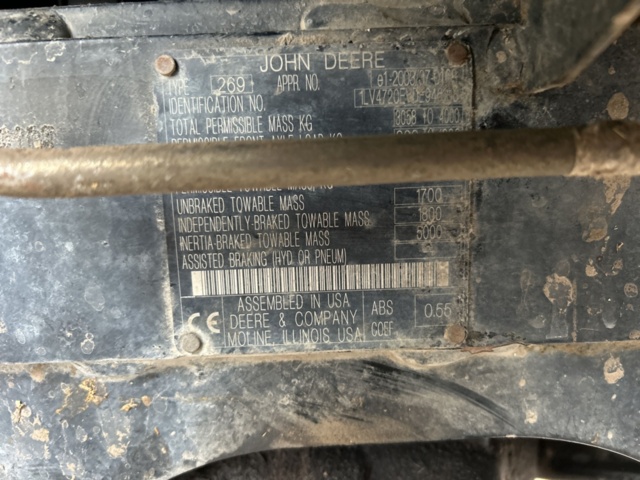 1423600-47 Kompakttraktor John Deere 4720 med frontlastare -2013