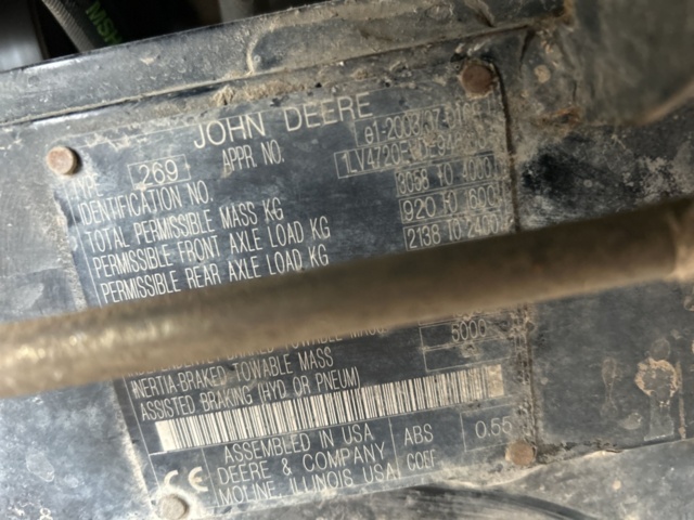 1423600-49 Kompakttraktor John Deere 4720 med frontlastare -2013