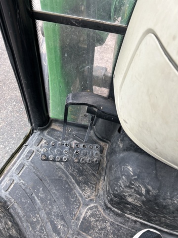 1423600-13 Kompakttraktor John Deere 4720 med frontlastare -2013