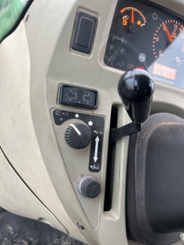 1423600-12 Kompakttraktor John Deere 4720 med frontlastare -2013