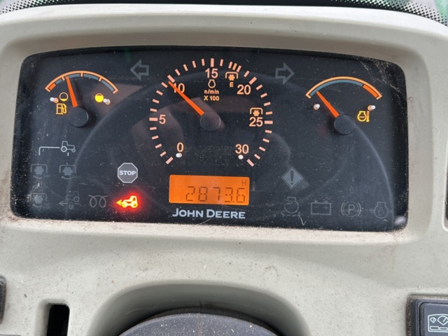 1423600-10 Kompakttraktor John Deere 4720 med frontlastare -2013