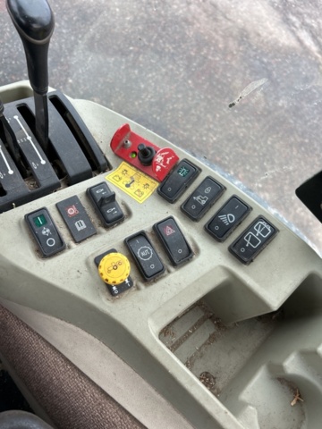 1423600-17 Kompakttraktor John Deere 4720 med frontlastare -2013