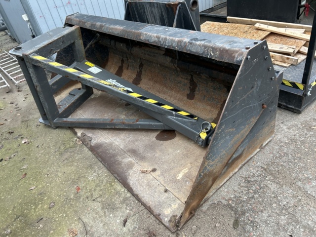 1423601-83 Teleskoplastare Bobcat T36.120SLB med många tillbehör