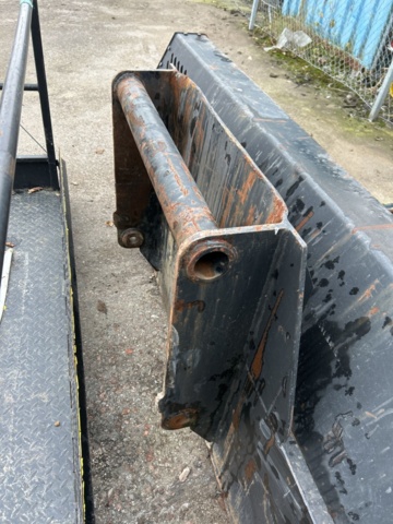 1423601-88 Teleskoplastare Bobcat T36.120SLB med många tillbehör