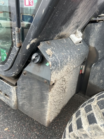 1423601-38 Teleskoplastare Bobcat T36.120SLB med många tillbehör