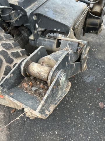 1423601-55 Teleskoplastare Bobcat T36.120SLB med många tillbehör