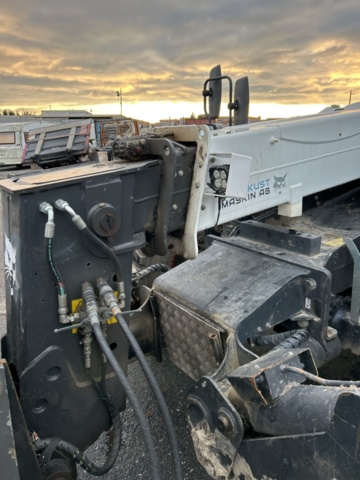 1423601-31 Teleskoplastare Bobcat T36.120SLB med många tillbehör