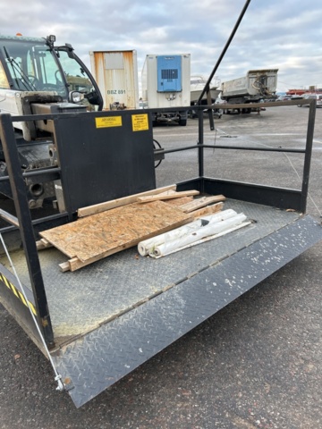 1423601-78 Teleskoplastare Bobcat T36.120SLB med många tillbehör