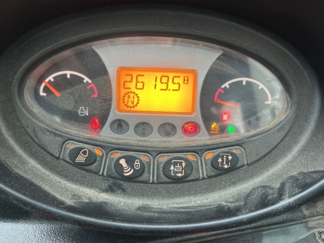 1423601-14 Teleskoplastare Bobcat T36.120SLB med många tillbehör