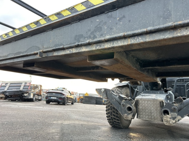 1423601-79 Teleskoplastare Bobcat T36.120SLB med många tillbehör