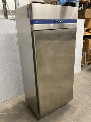 1406646-6 Restaurant refrigerators - Electrolux