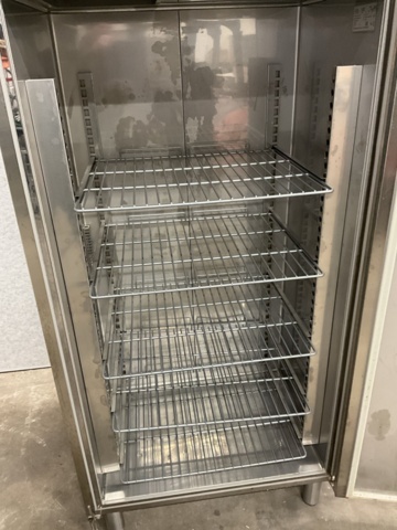 1406646-7 Restaurant refrigerators - Electrolux