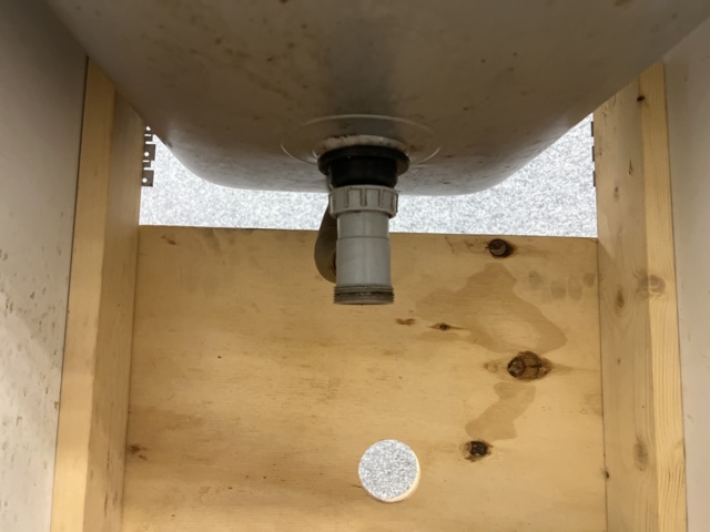 1449329-8 Diskbänk med underskåp & blandare