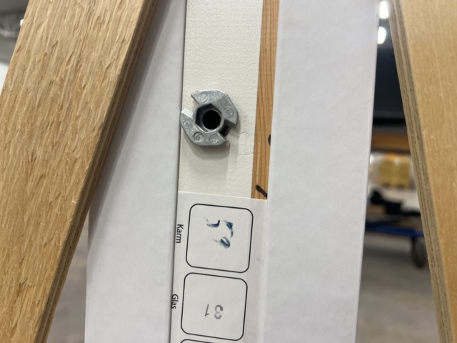 1449335-6 Pivot window Elite window Alu 1-Air 1200x480mm