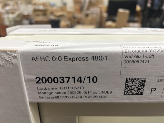 1449335-7 Pivot window Elite window Alu 1-Air 1200x480mm