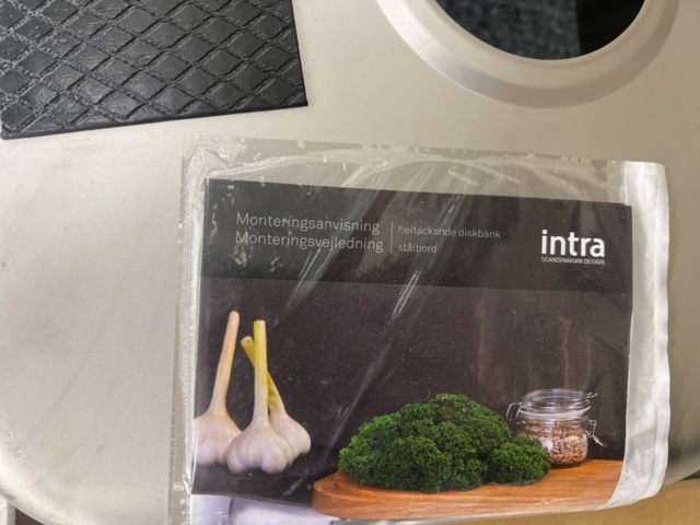 1449340-7 Diskbänk Intra AH1420 Höger