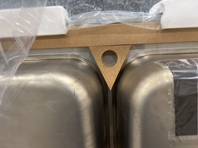 1449347-8 Sink Intra 2380x600mm