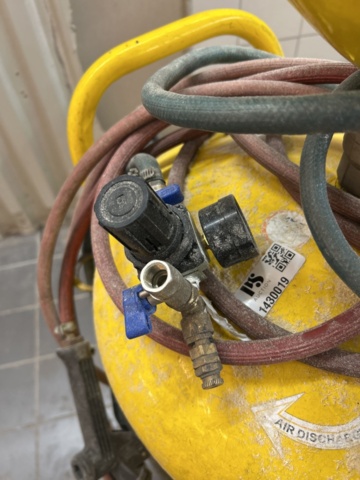 1430019-10 PAX Skumsprutare 100L