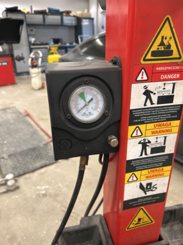 1430020-5 Automatisk däckomläggare