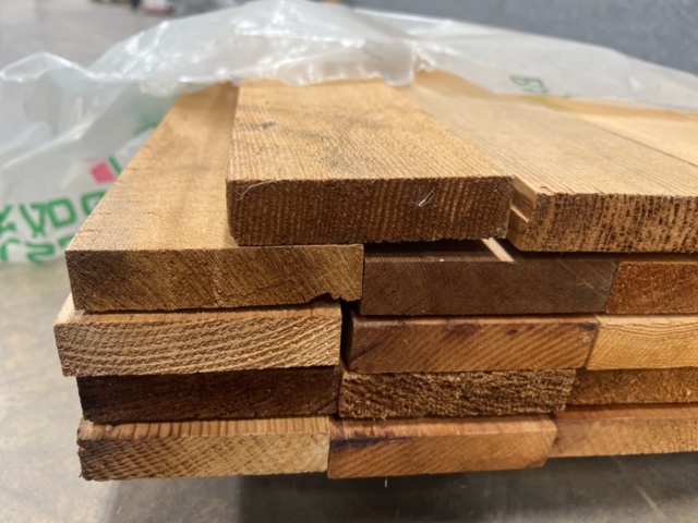 1449353-3 24 st Brädor 22x95, 3,05m & 2,12m