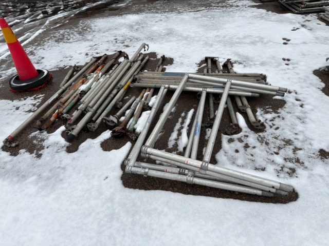 1449371-7 Aluminiumställnings tillbehör