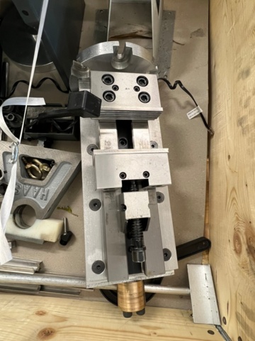 1449520-21 CNC milling machine HAAS VF 2 4-axis