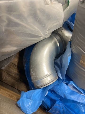 1449515-20 Lot with various ventilation products