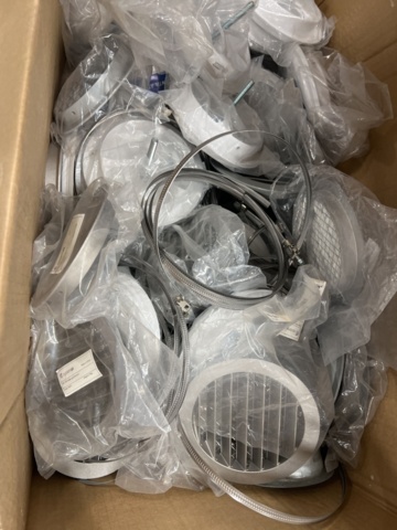 1449515-26 Lot with various ventilation products