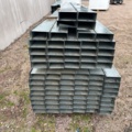 1449516-8 Approximately 152 steel studs 120/55, 3m