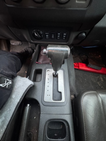 1449634-16 A-Traktor Nissan Navara Dubbelhytt 2.5 dCi 4x4 Automatisk, 171hk, 2008 (Reparationsobjekt)