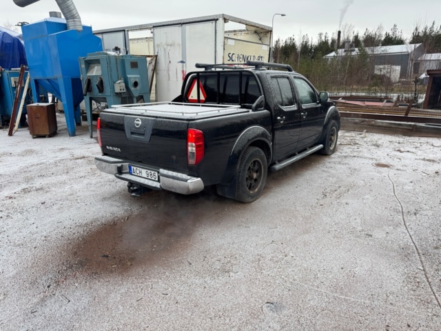 1449634-6 A-Traktor Nissan Navara Dubbelhytt 2.5 dCi 4x4 Automatisk, 171hk, 2008 (Reparationsobjekt)
