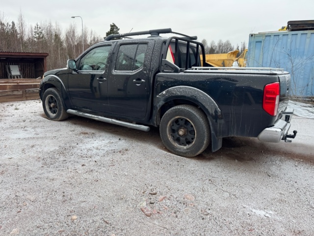 1449634-3 A-Traktor Nissan Navara Dubbelhytt 2.5 dCi 4x4 Automatisk, 171hk, 2008 (Reparationsobjekt)