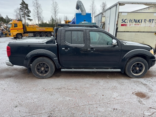 1449634-4 A-Traktor Nissan Navara Dubbelhytt 2.5 dCi 4x4 Automatisk, 171hk, 2008 (Reparationsobjekt)
