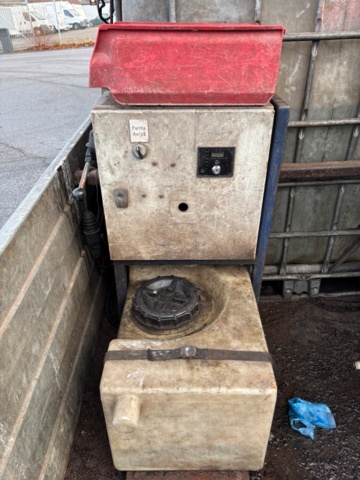 1364011-12 Släpvagn med hetvattentvätt - Sävsjösläpet