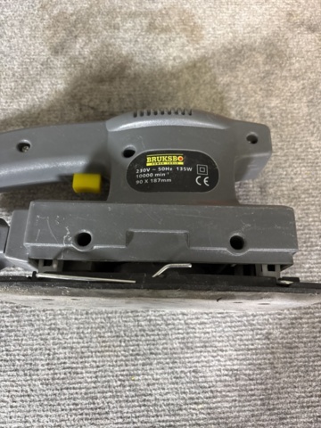 1274494-32 Samling med diverse elverktyg