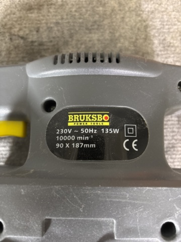 1274494-33 Samling med diverse elverktyg