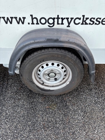 1447481-14 Släpvagn - Cheval Liberte 2015