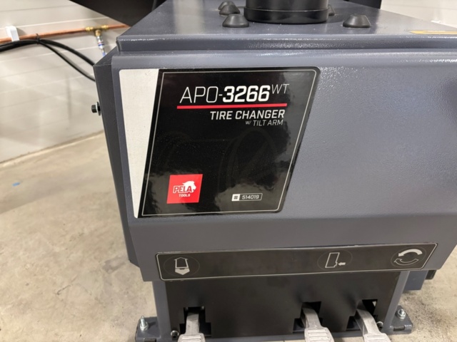 1372683-3 Däckomläggare - PELA APO-326B1