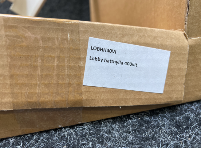 1449514-6 10 pcs Hat racks Lobby 400 white