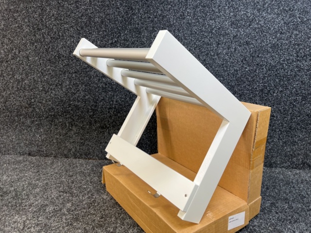 1449510-2 2 st Hatthyllor Lobby 400 vit