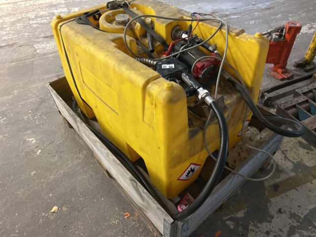 1423605-1 Farmartank med 12V pump