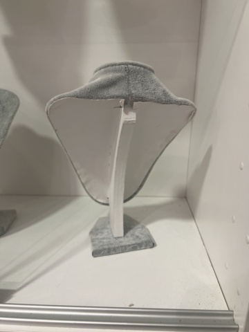 1384569-14 Samling med exponeringsdiskar och hyllor för butik