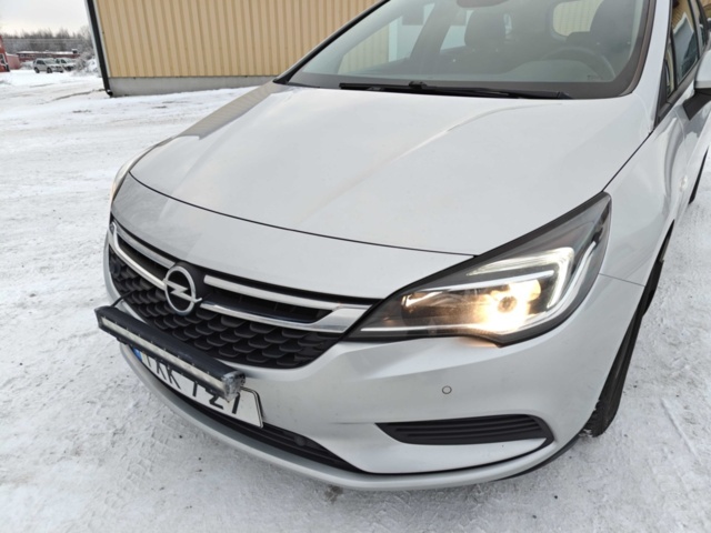 1450003-14 Opel Astra Sports Tourer 1.6 CDTI Manuell, 110hk, 2018