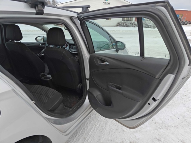 1450003-42 Opel Astra Sports Tourer 1.6 CDTI Manuell, 110hk, 2018