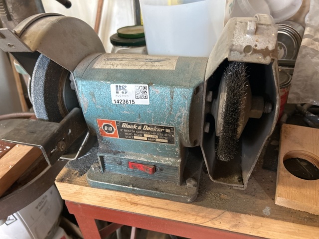 1423615-2 Bänkslipmaskin - Black & Decker BG/8