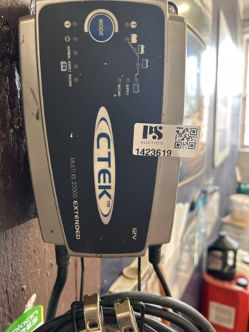 1423619-2 Batteriladdare - CTEK Multi XS 25000 Extended